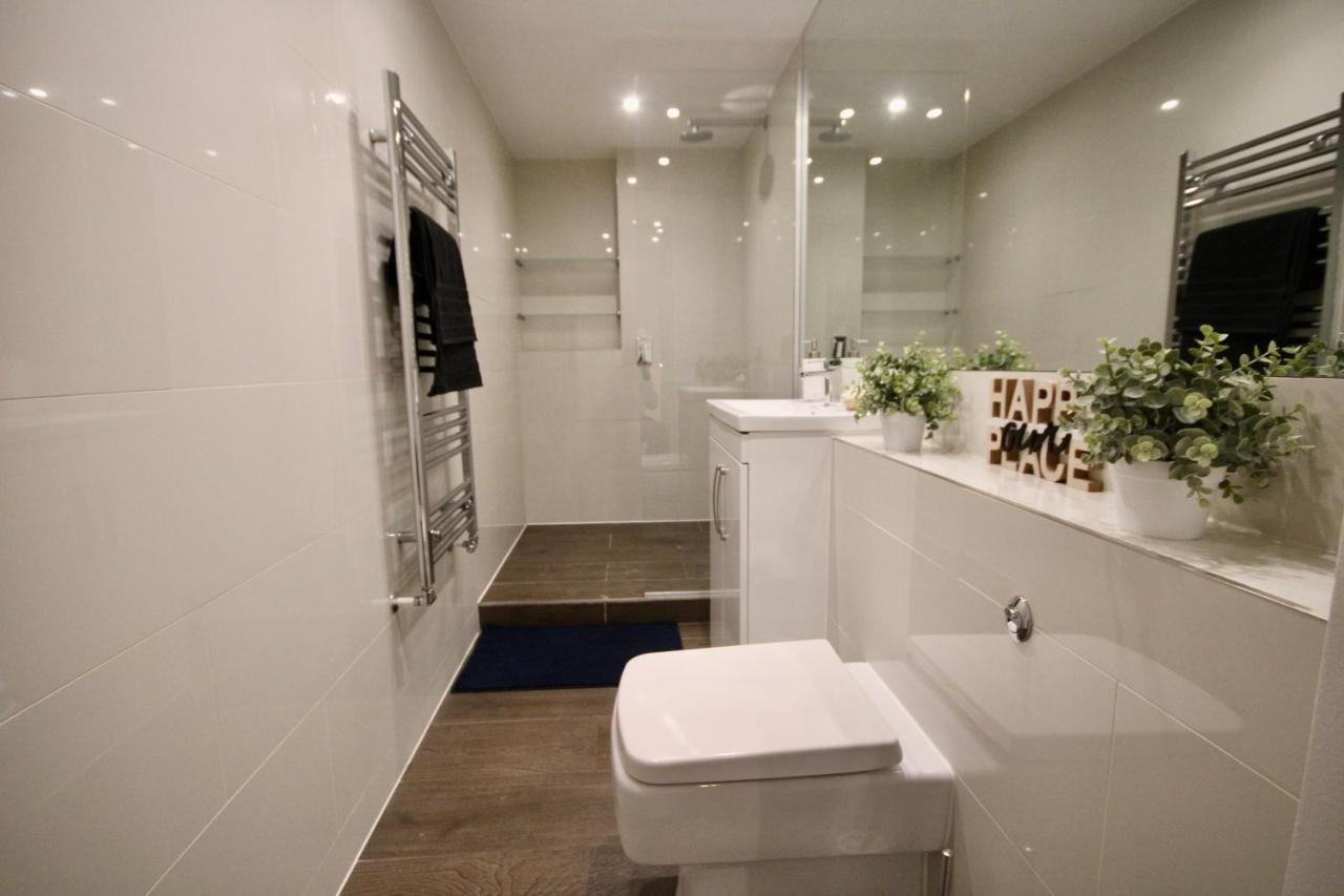 Apartament Superb Flat Near Victoria Station Londyn Zewnętrze zdjęcie